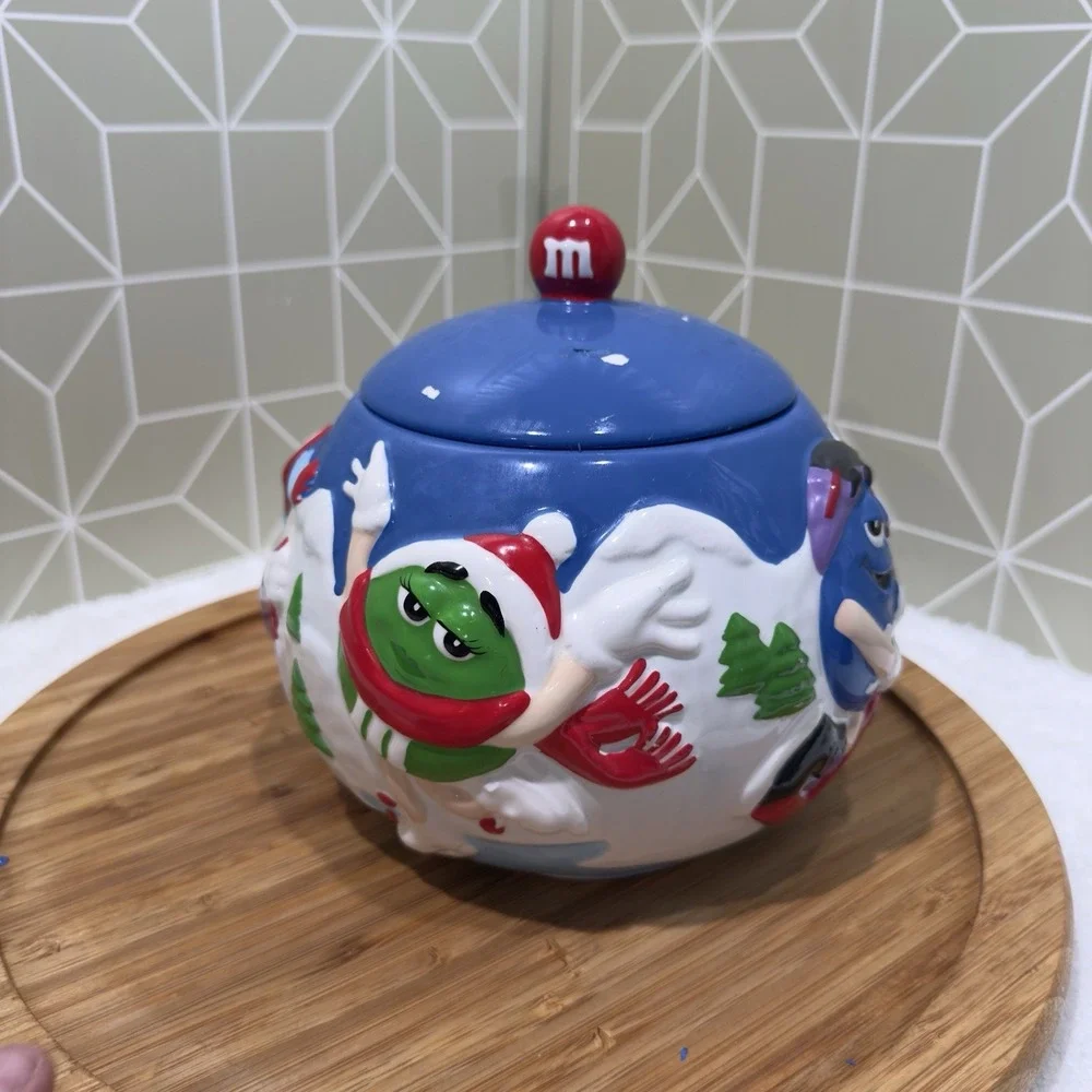 Vintage M&M's 2003 Ceramic Christmas Holiday‎ Winter Ski Cookie Jar 8